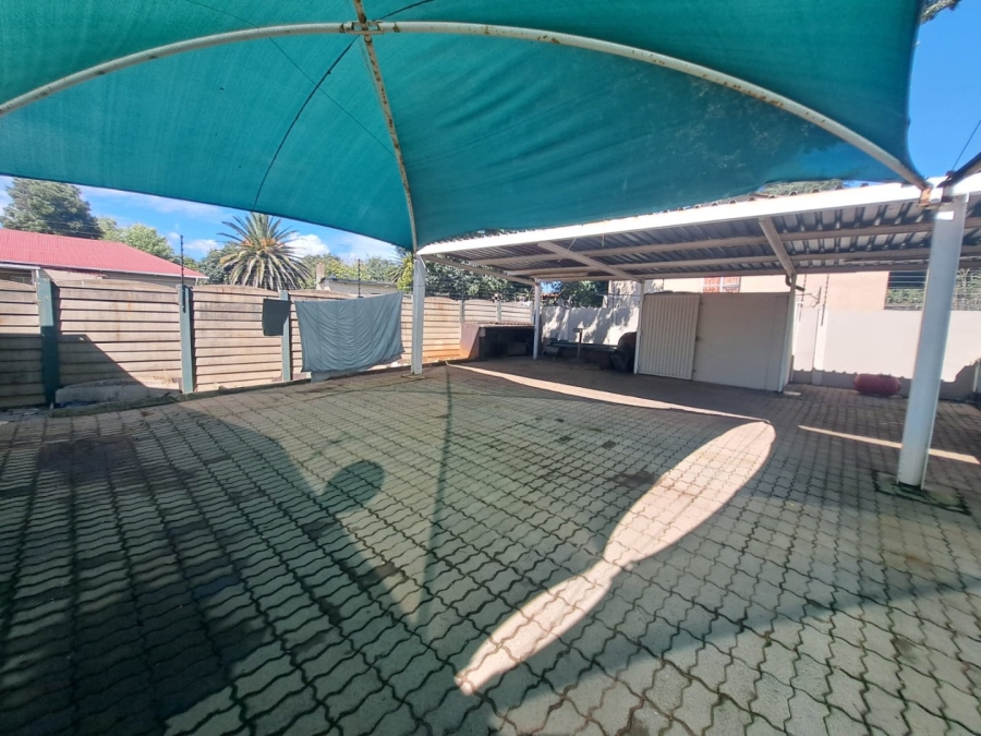 9 Bedroom Property for Sale in Rensburg Gauteng