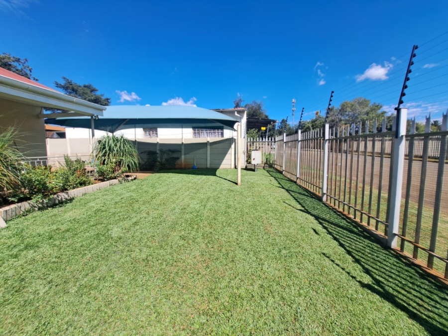 9 Bedroom Property for Sale in Rensburg Gauteng