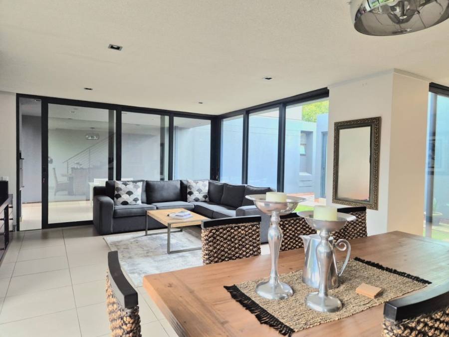 4 Bedroom Property for Sale in Waterkloof Ridge Gauteng