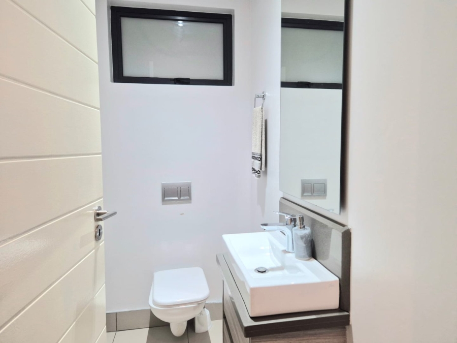 4 Bedroom Property for Sale in Waterkloof Ridge Gauteng