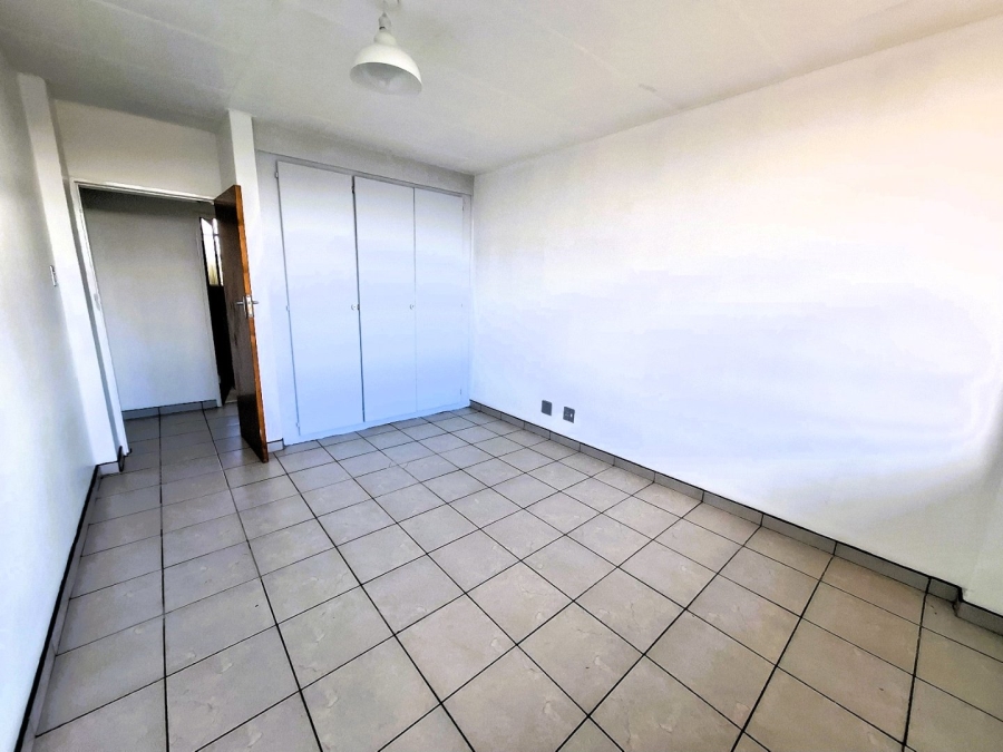 To Let 3 Bedroom Property for Rent in Lynnwood Glen Gauteng
