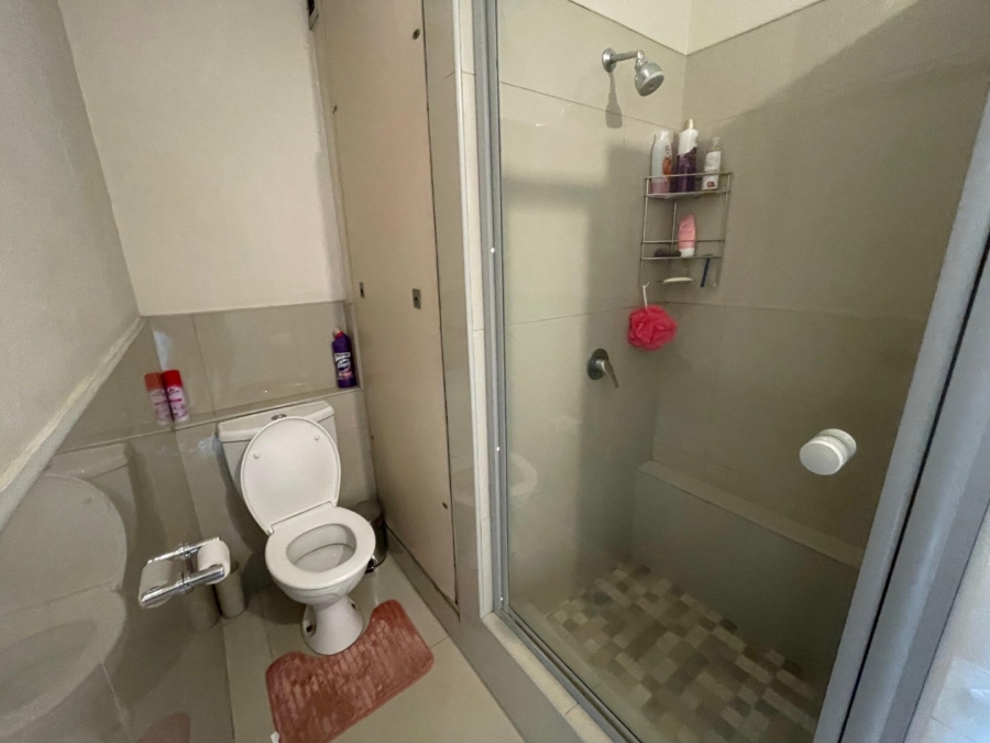 To Let 2 Bedroom Property for Rent in Sandton Central Gauteng