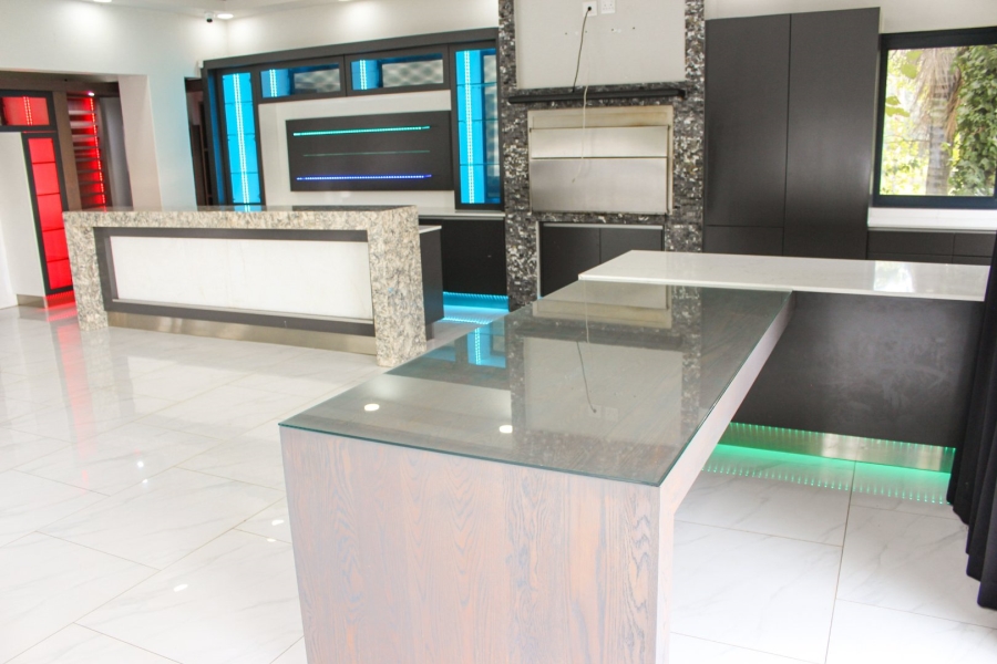 Commercial Property for Sale in Doornkloof Gauteng
