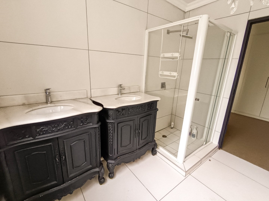 Commercial Property for Sale in Doornkloof Gauteng
