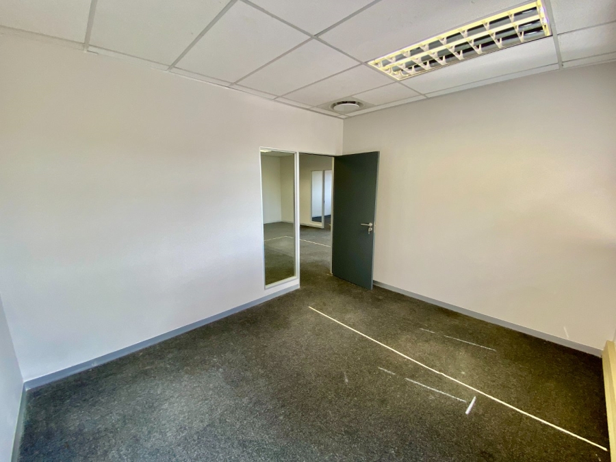 To Let Commercial Property for Rent in Faerie Glen Gauteng