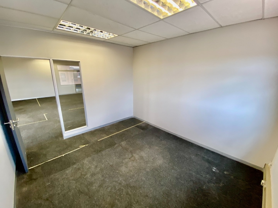 To Let Commercial Property for Rent in Faerie Glen Gauteng