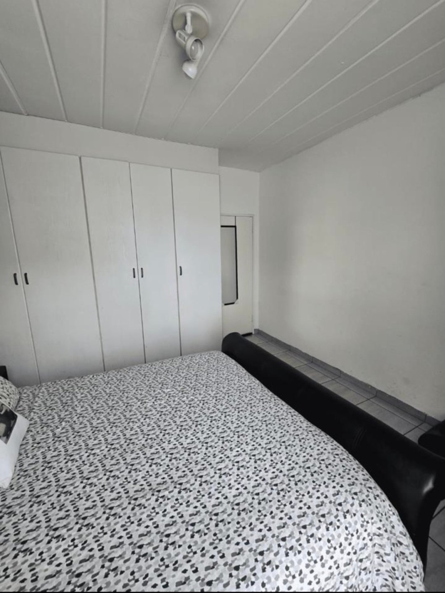 2 Bedroom Property for Sale in Noordwyk Gauteng