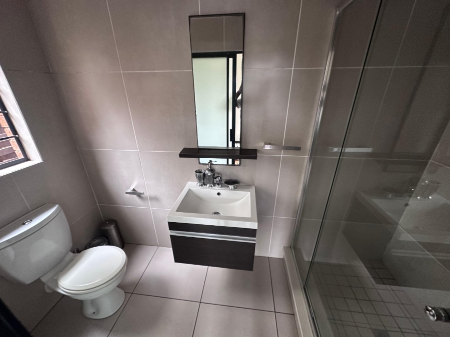 To Let 3 Bedroom Property for Rent in Broadacres Gauteng