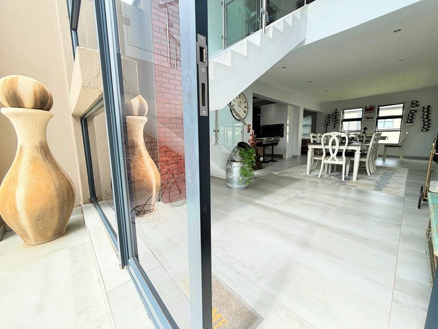 4 Bedroom Property for Sale in The Hills Game Reserve Estate Gauteng