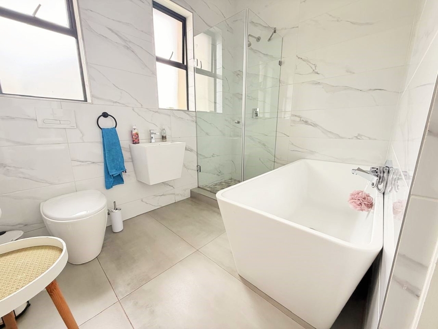 4 Bedroom Property for Sale in The Hills Game Reserve Estate Gauteng