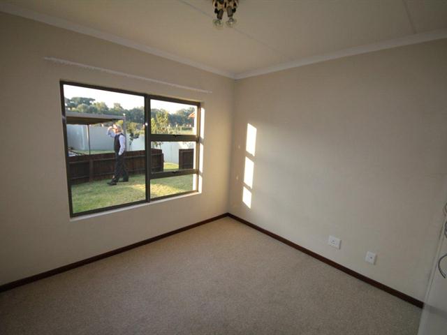 3 Bedroom Property for Sale in Waterstone Park Gauteng