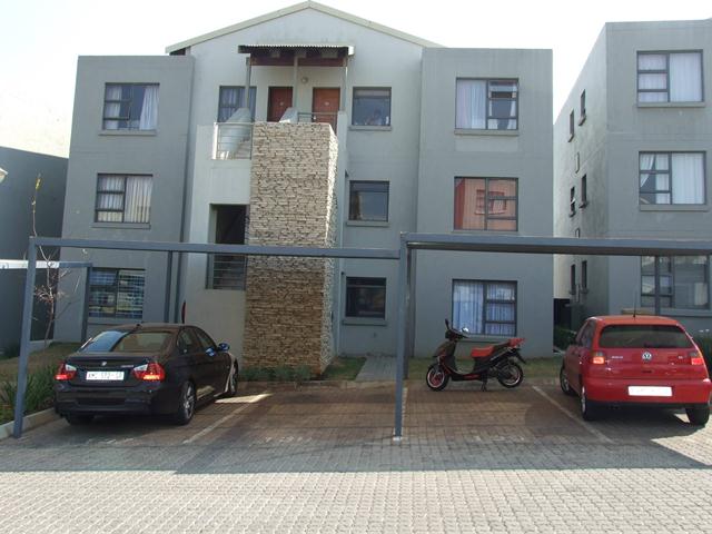3 Bedroom Property for Sale in Waterstone Park Gauteng