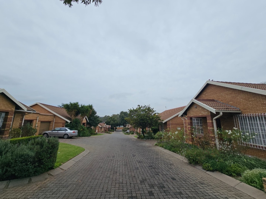 2 Bedroom Property for Sale in Clubview Gauteng