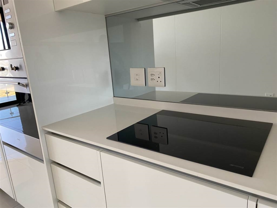 2 Bedroom Property for Sale in Waterfall Gauteng