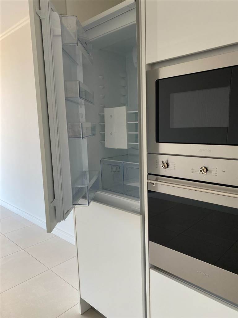 2 Bedroom Property for Sale in Waterfall Gauteng