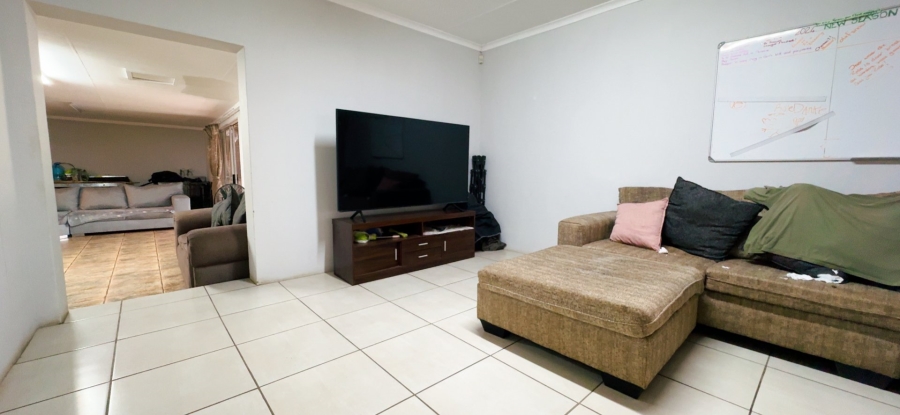 4 Bedroom Property for Sale in Three Rivers Gauteng