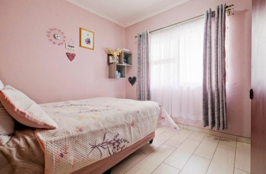 2 Bedroom Property for Sale in Carlswald Gauteng
