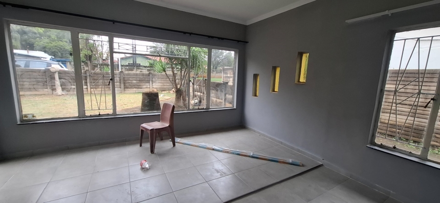 7 Bedroom Property for Sale in Eloffsdal Gauteng