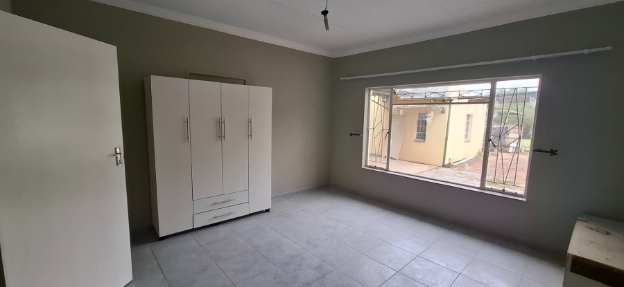 7 Bedroom Property for Sale in Eloffsdal Gauteng