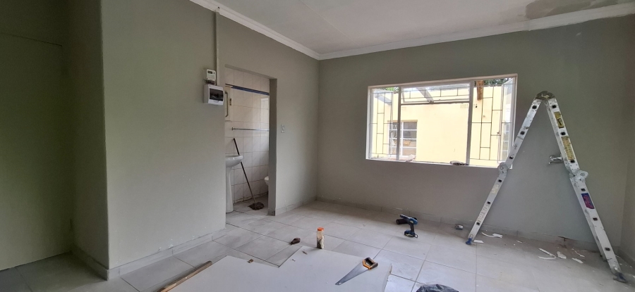 7 Bedroom Property for Sale in Eloffsdal Gauteng