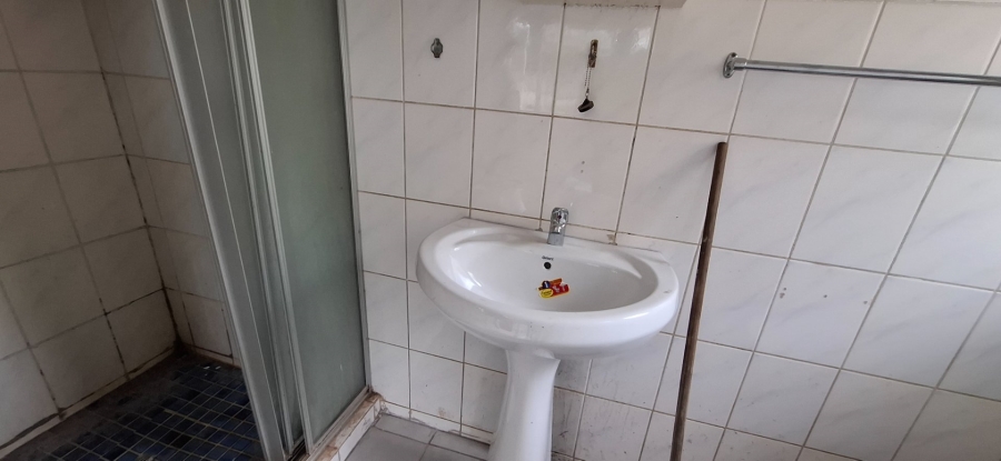 7 Bedroom Property for Sale in Eloffsdal Gauteng
