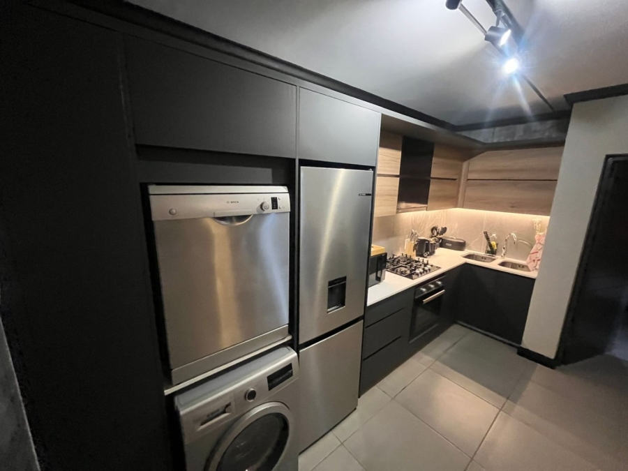 1 Bedroom Property for Sale in Carlswald Gauteng