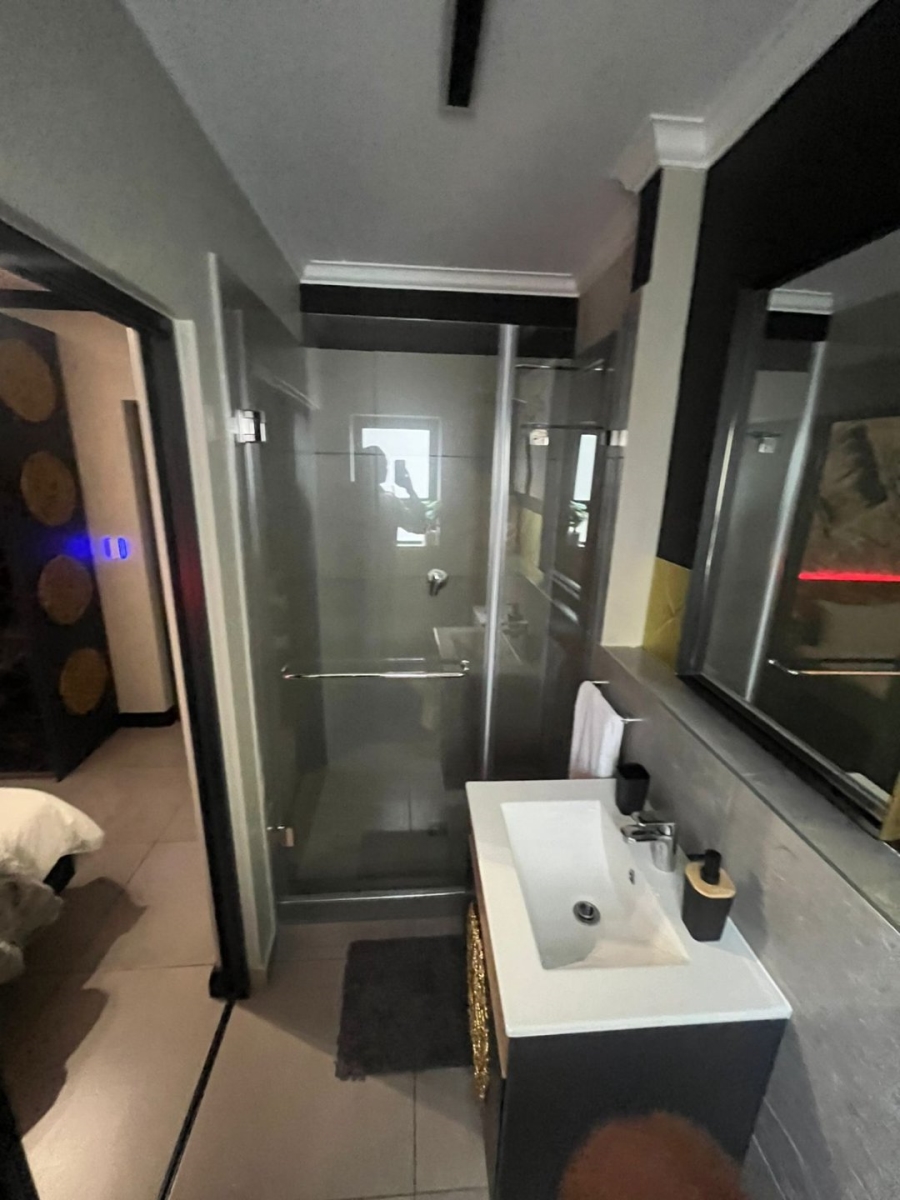 1 Bedroom Property for Sale in Carlswald Gauteng