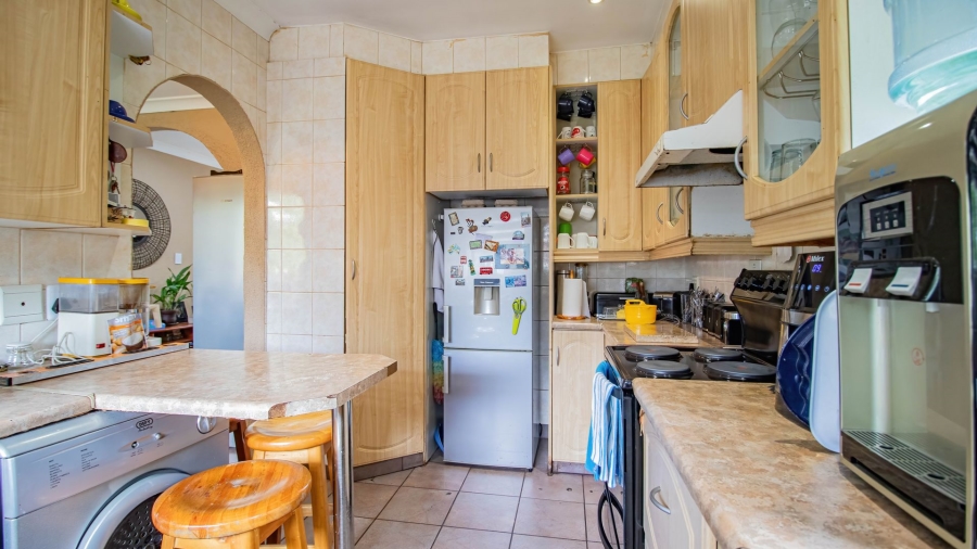 3 Bedroom Property for Sale in Illiondale Gauteng