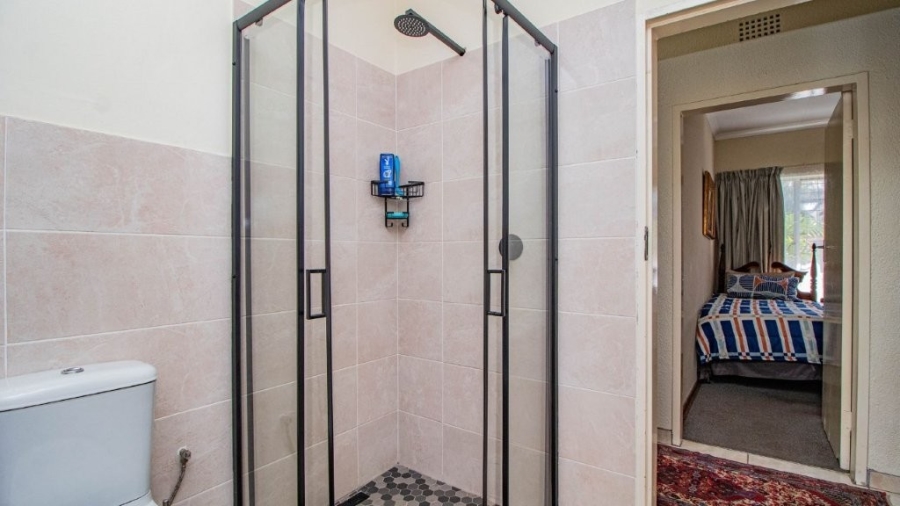 3 Bedroom Property for Sale in Bonaero Park Gauteng