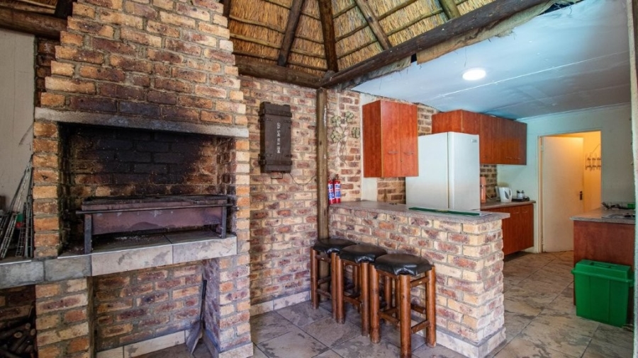 3 Bedroom Property for Sale in Bonaero Park Gauteng