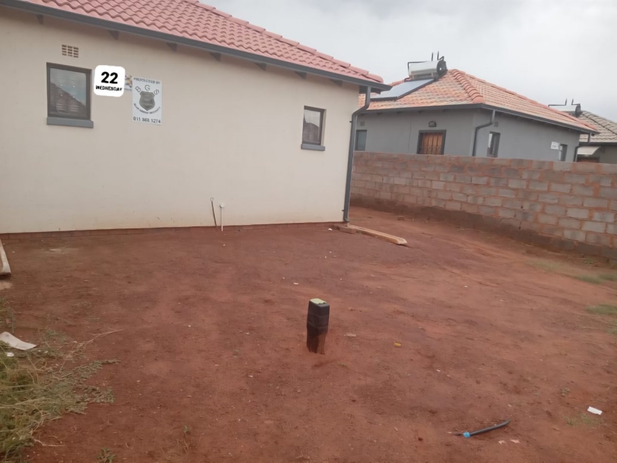 2 Bedroom Property for Sale in Protea Glen Gauteng