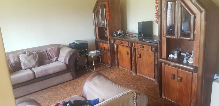 4 Bedroom Property for Sale in Pretoria Gardens Gauteng