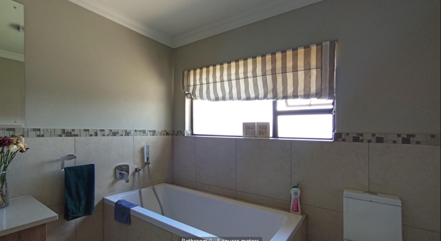 4 Bedroom Property for Sale in Savannah Hills Estate Gauteng