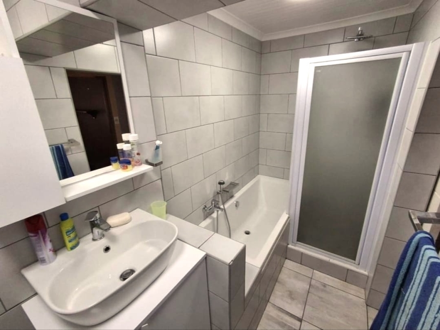 4 Bedroom Property for Sale in Brenthurst Gauteng