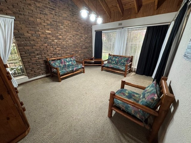 4 Bedroom Property for Sale in Edleen Gauteng