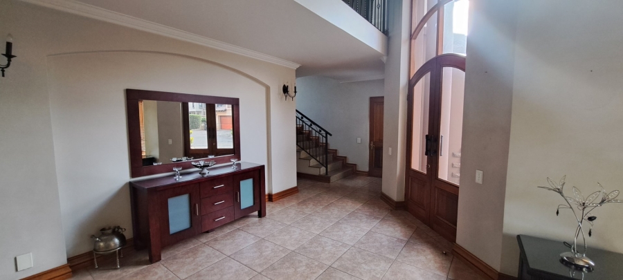 To Let 3 Bedroom Property for Rent in Bedfordview Gauteng