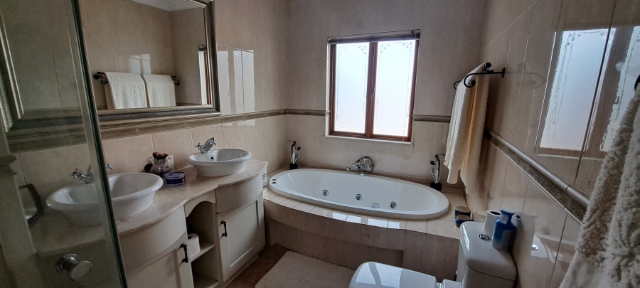 To Let 3 Bedroom Property for Rent in Bedfordview Gauteng