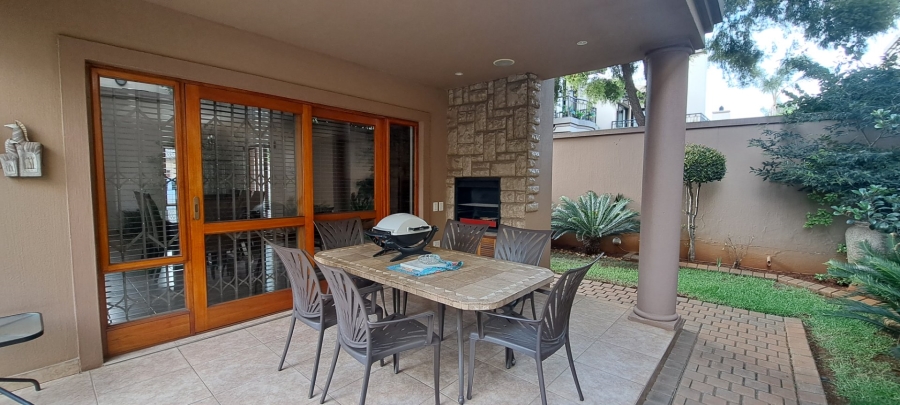 To Let 3 Bedroom Property for Rent in Bedfordview Gauteng