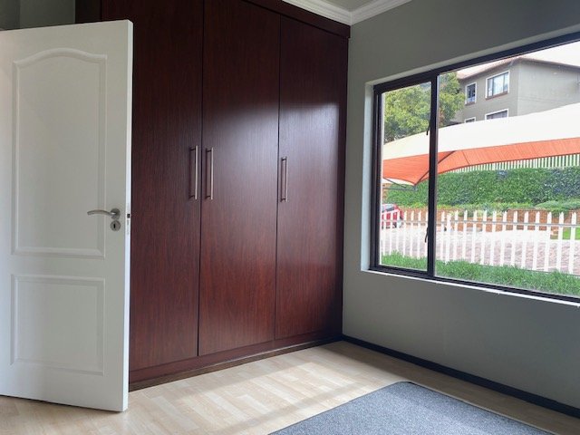 2 Bedroom Property for Sale in Glenvista Gauteng