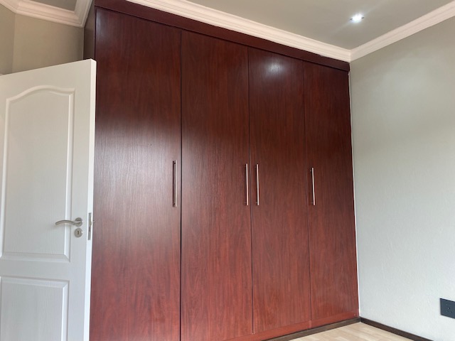 2 Bedroom Property for Sale in Glenvista Gauteng