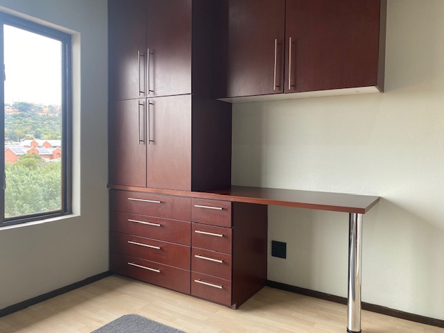 2 Bedroom Property for Sale in Glenvista Gauteng