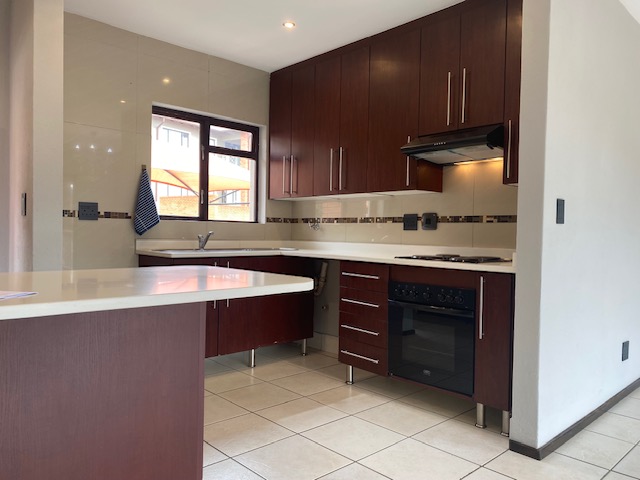 2 Bedroom Property for Sale in Glenvista Gauteng