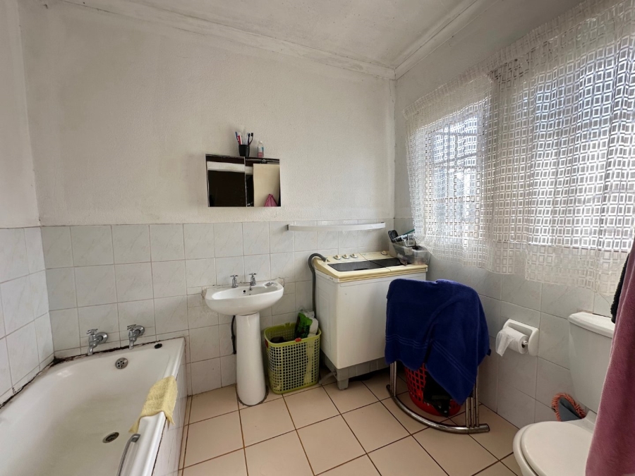 3 Bedroom Property for Sale in Mayberry Park Gauteng