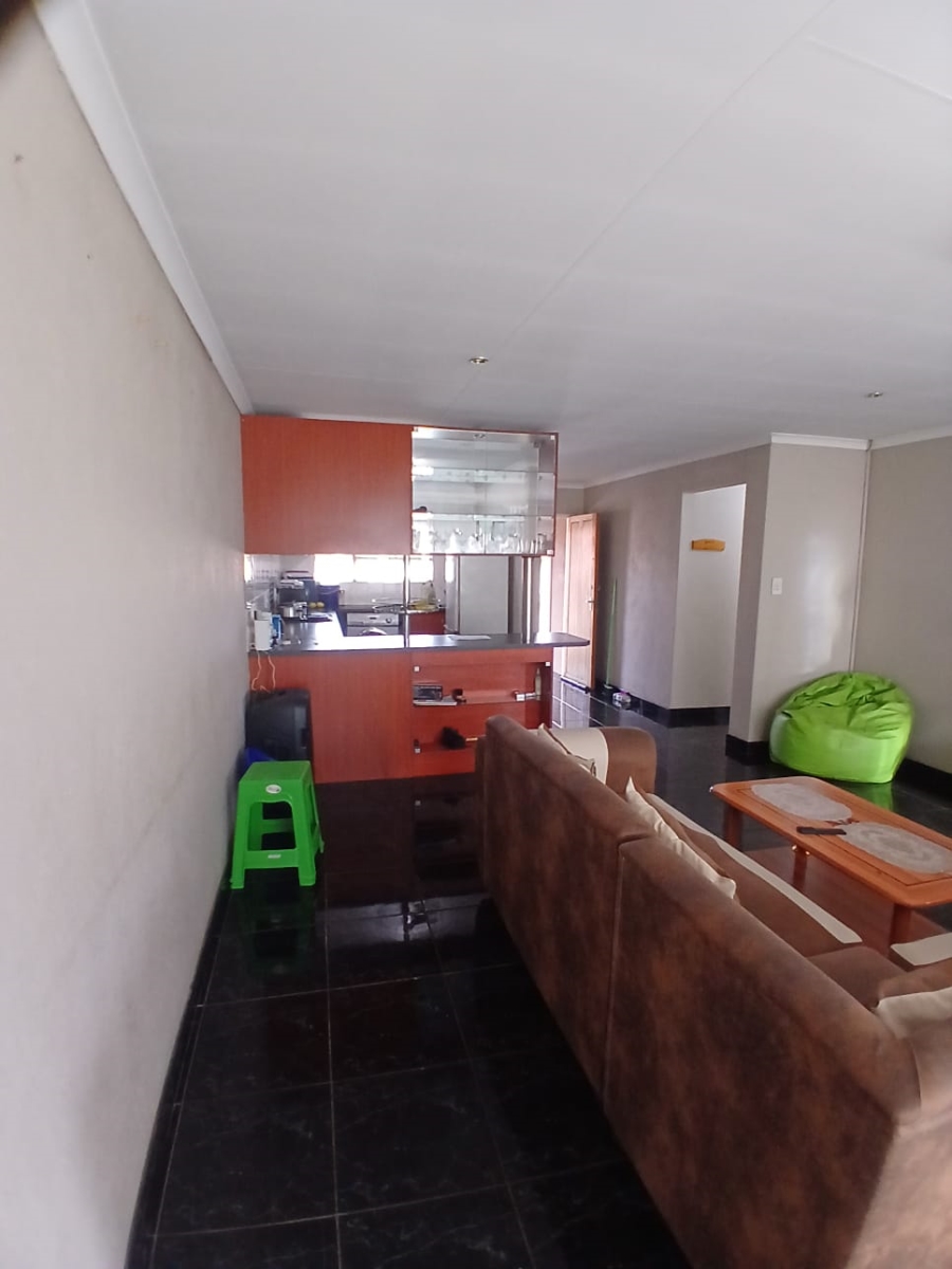 2 Bedroom Property for Sale in Florida Gauteng