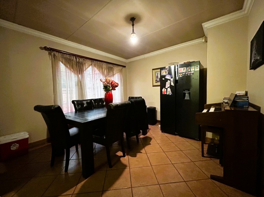 5 Bedroom Property for Sale in Highveld Gauteng