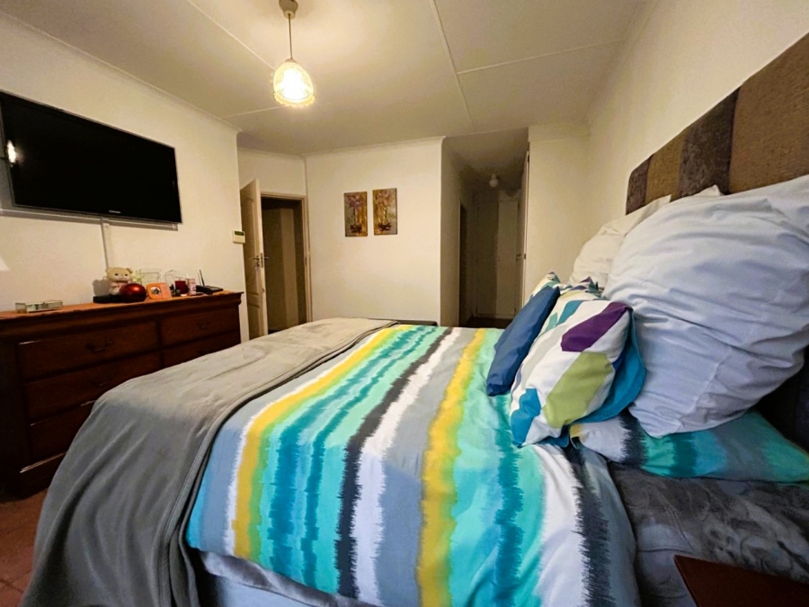 5 Bedroom Property for Sale in Highveld Gauteng