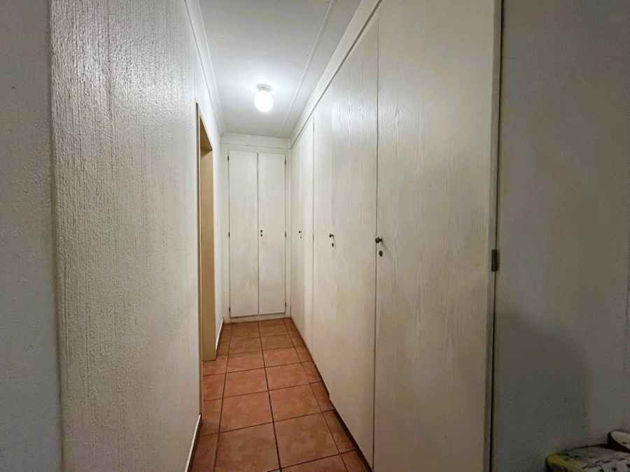 5 Bedroom Property for Sale in Highveld Gauteng