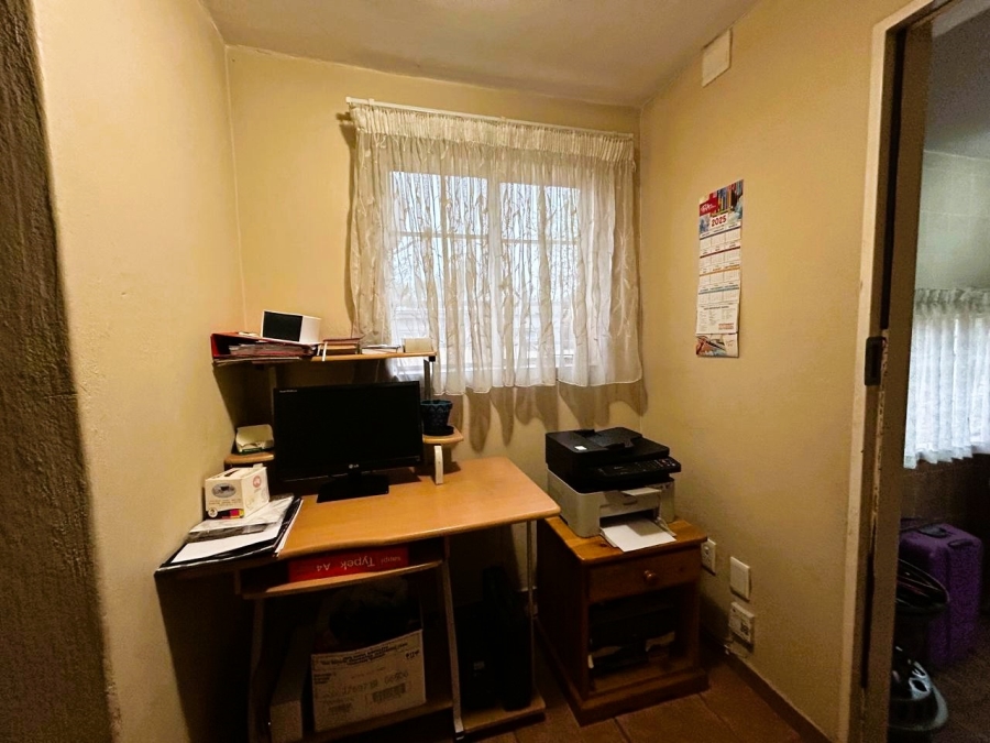 5 Bedroom Property for Sale in Highveld Gauteng