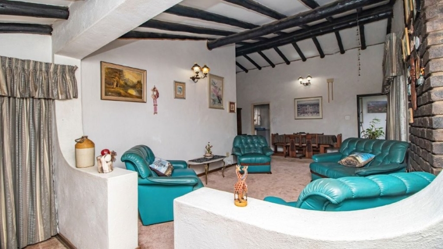 6 Bedroom Property for Sale in Cresslawn Gauteng