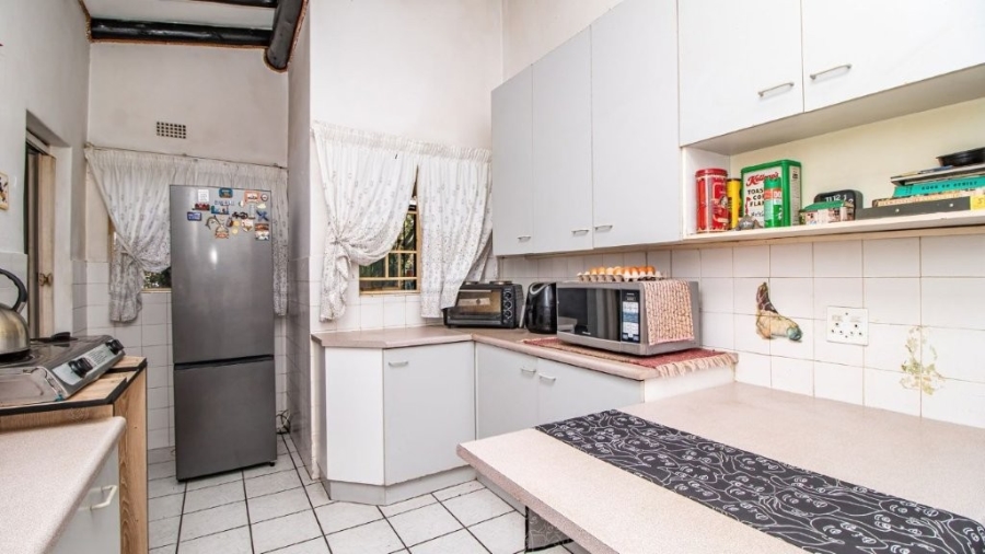 6 Bedroom Property for Sale in Cresslawn Gauteng